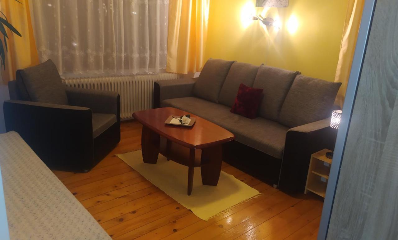 Katka A Martin Samostatny Apartman S Vlastnym Vchodom Liptovský Mikuláš Eksteriør billede